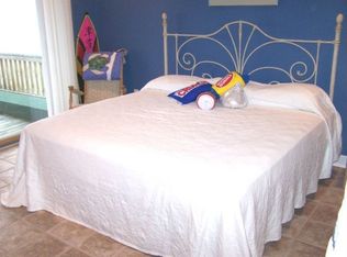 1534 S Shore Dr, Surf City, NC 28445