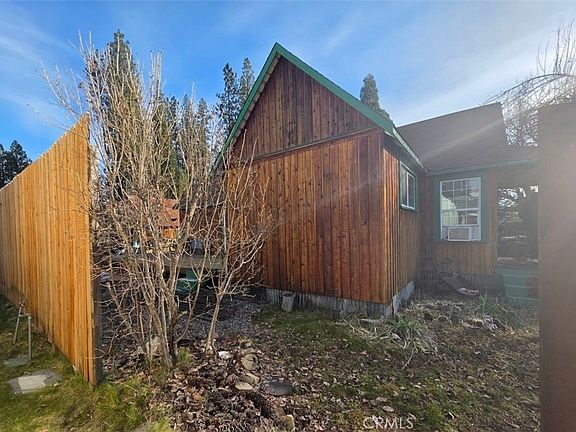 5th image of 248 Squaw Valley Rd