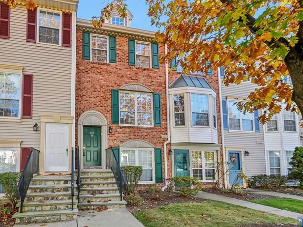 705 Pepperidge Rd, Mahwah, NJ 07430