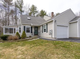 18 Windsor Commons Dr #18, Kennebunk, ME 04043