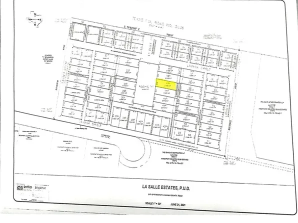 107 Lafayette Ln, Rockport, TX 78382