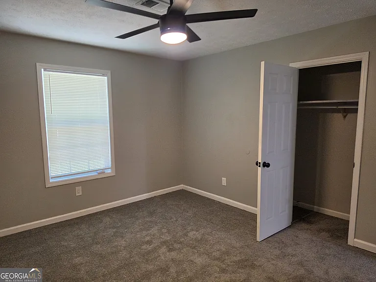 586 Ridge Ave SW — Photo 21
