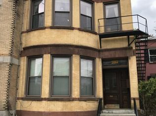 302 Washington Ave APT 2R, Albany, NY 12203