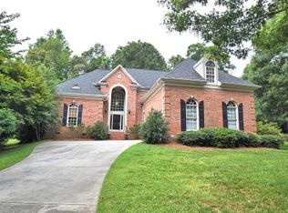 3638 Whitehill Dr, Charlotte, NC 28269