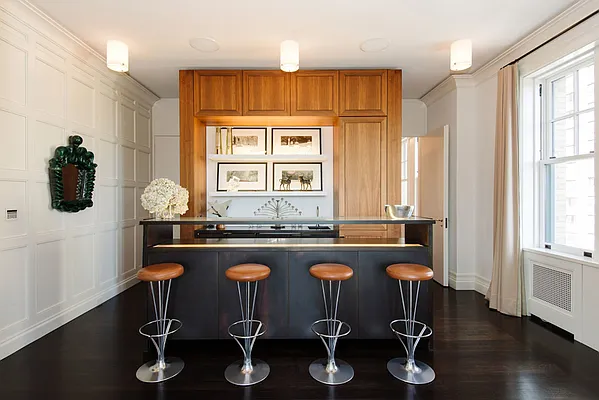 Sold by Corcoran | media 6