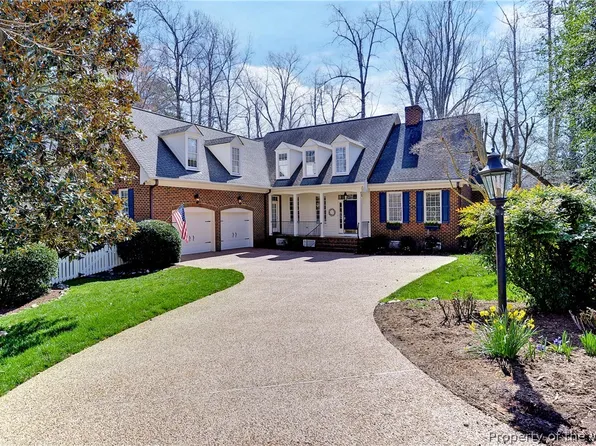 231 Saint Cuthbert, Williamsburg, VA 23188