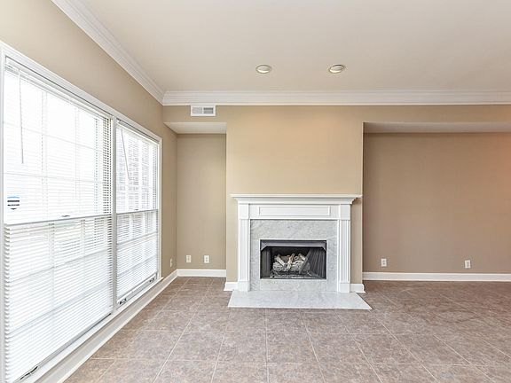 HUGE GREAT ROOM WITH GAS FIREPLACE