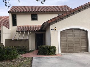 11379 SW 85th Ln, Miami, FL 33173