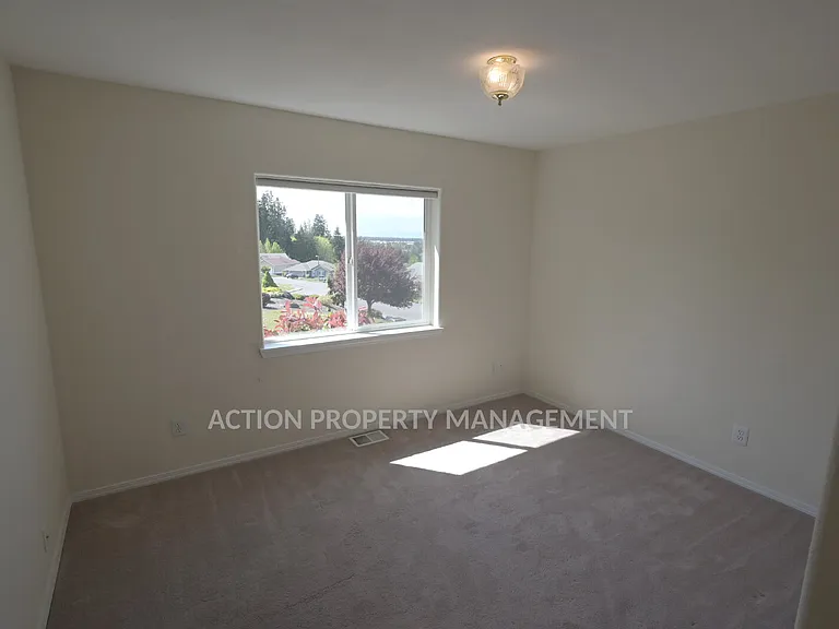 70 Amethyst Dr — Photo 23