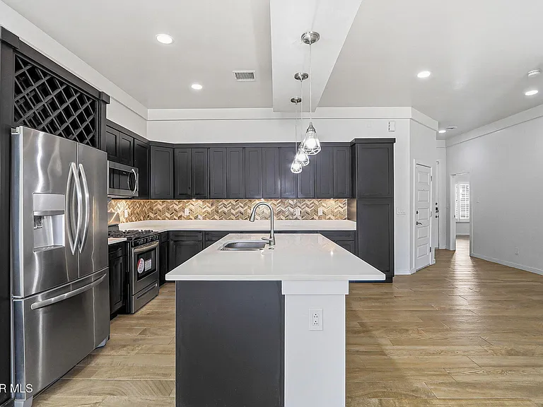 14824 Sam Garcia Ave — Photo 10