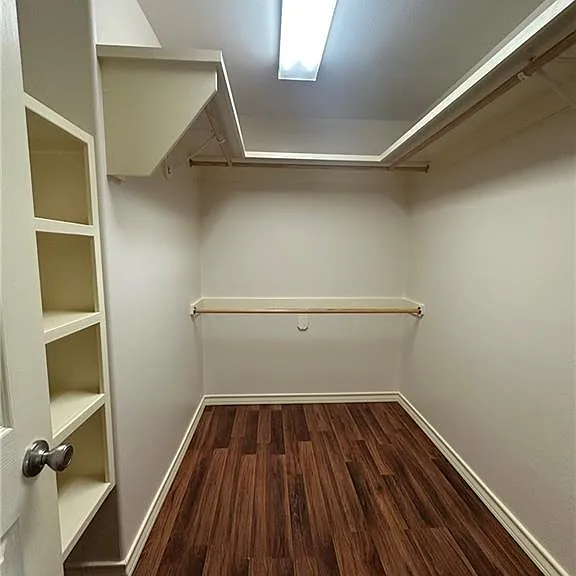 1200 S Gumwood St — Photo 18