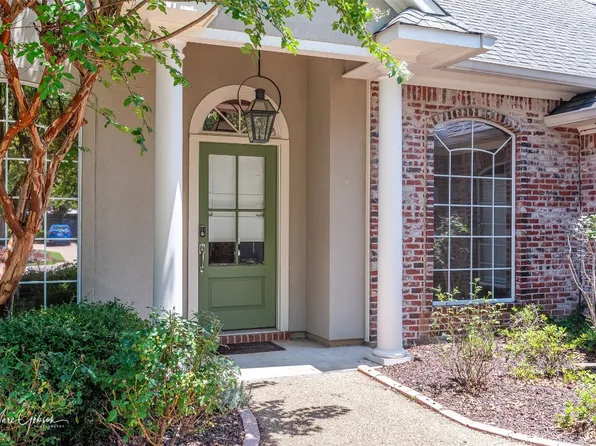 10115 Autumn Oaks Ln, Shreveport, LA 71106