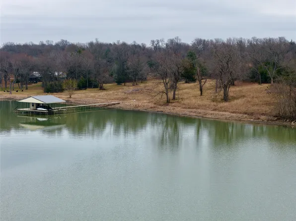 2085 S Oaks Ln, Lone Oak, TX 75453