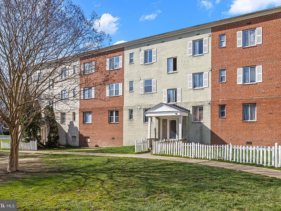 1st image of 3072 Patrick Henry Dr Suite 202