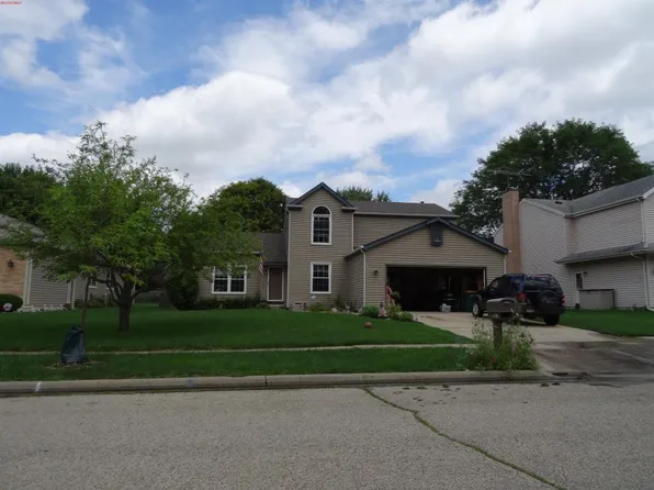 1710 N Donovan St, McHenry, IL 60050