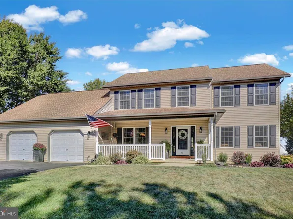 10 Manor Dr, Lebanon, PA 17042