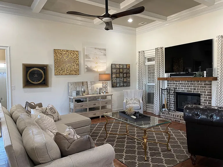 215 Stacy Ln — Photo 12