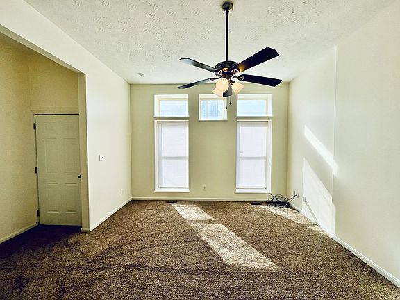 4th image of 613 W Breckinridge St APT 1