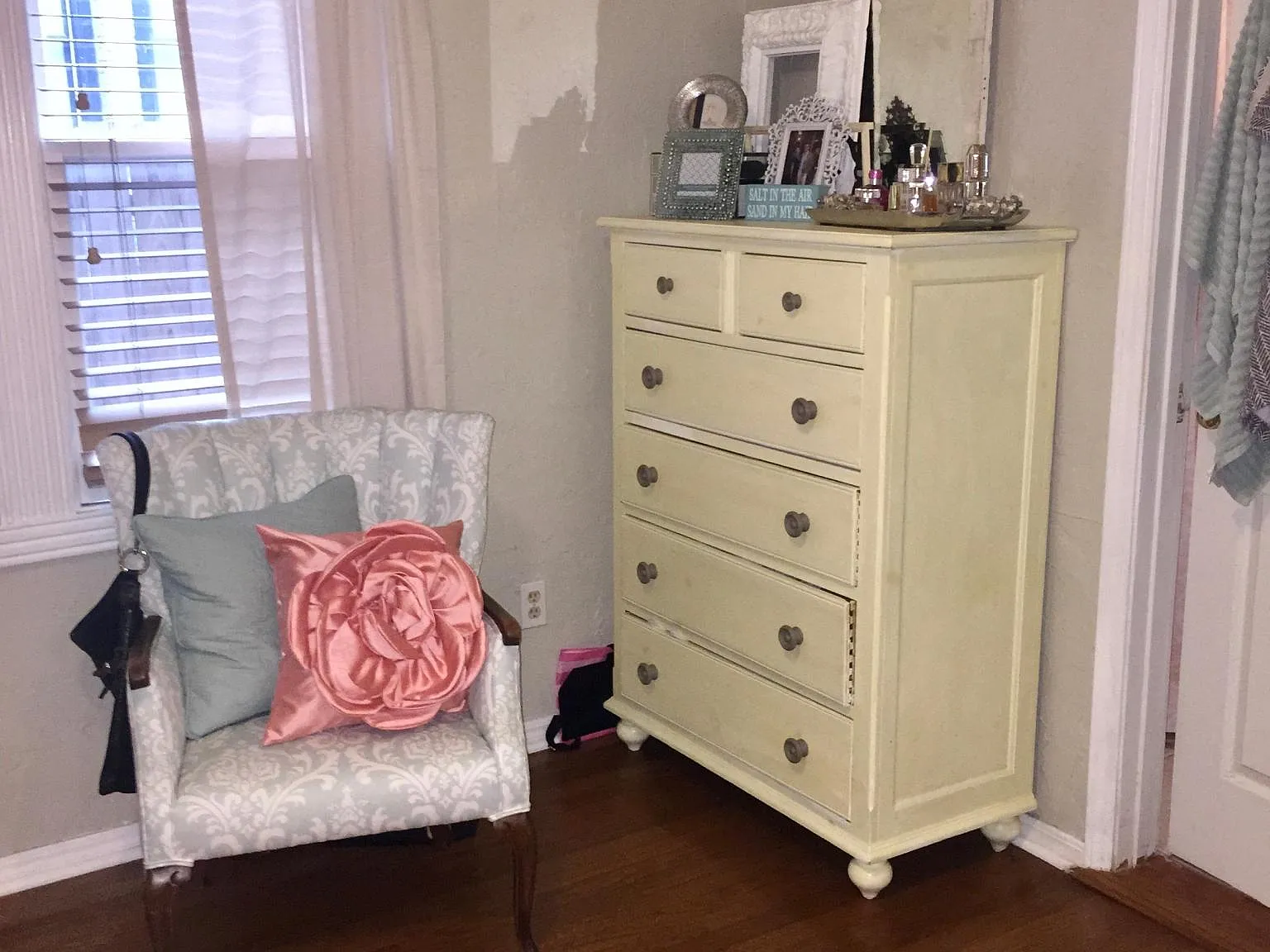 5 bed, 2424 sqft, $4,000 — Photo 4