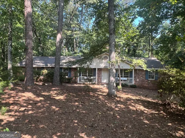 404 Debra Dr, Lagrange, GA 30240