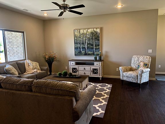 4th image of 102 Vista View Dr #B11-l