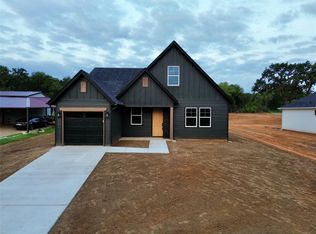 5902 S Lakeside Hills Ct, Granbury, TX 76048