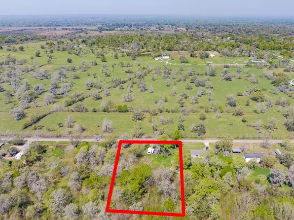 329 County Road 472, Sweeny, TX 77480