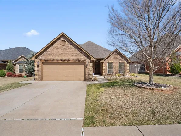 18516 Haslemere Ln, Edmond, OK 73012