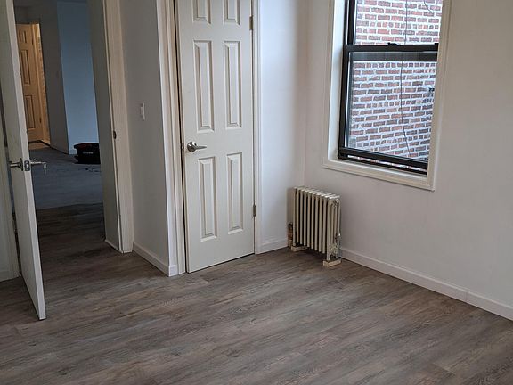 5th image of 469 Saint Marks Pl #3R