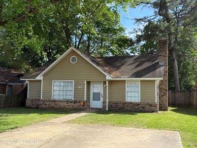 747 Clearmont Dr, Pearl, MS, 39208