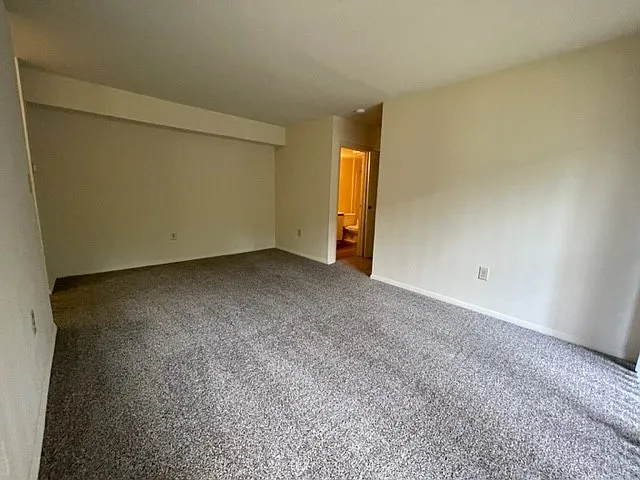 Autumn Ridge Apartments — Photo 95