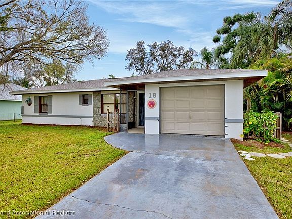 3rd image of 18 Miami Dr