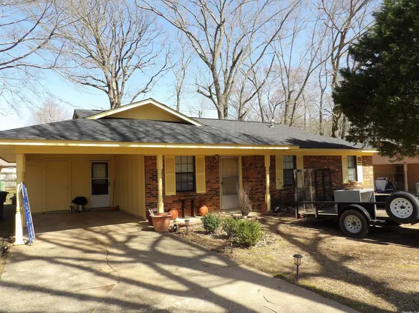 315 Elm Ct, Monticello, AR 71655