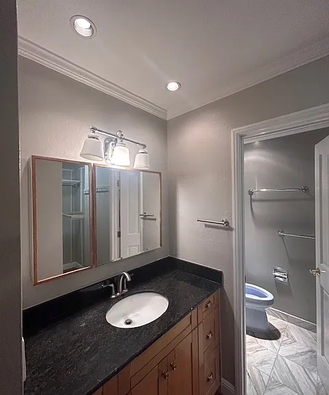 2560 Walnut Blvd #33 — Photo 12