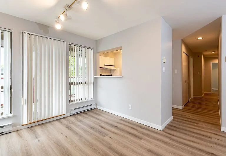 1850 W 8th Ave #205 — Photo 5