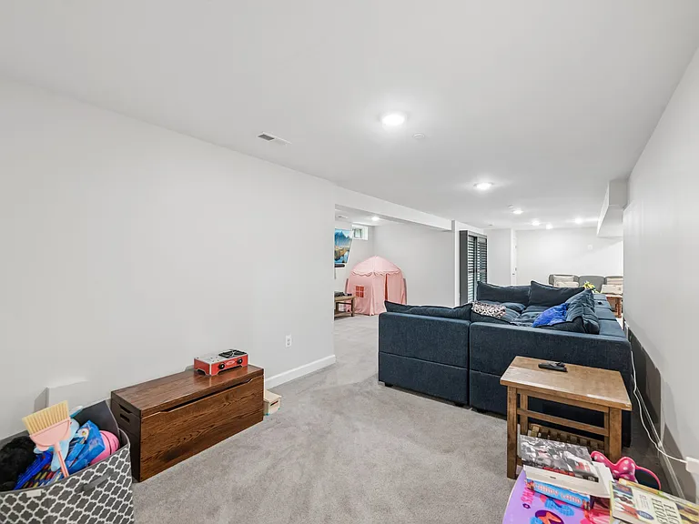 10400 Del Ray Ct — Photo 52