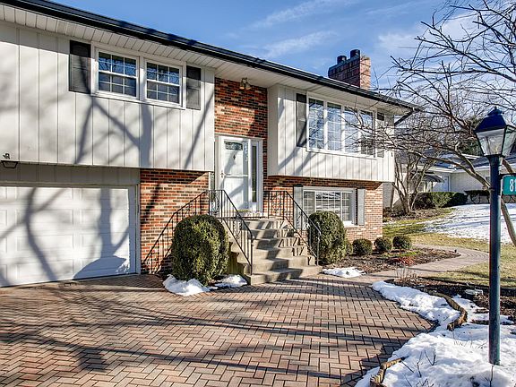 2nd image of 8144 Scenic Dr