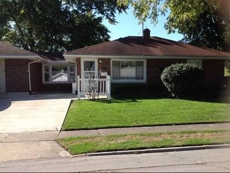 4504 Kingview Ave — Photo 10