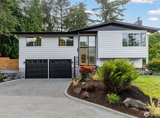 29853 8th Avenue SW, Federal Way, WA 98023