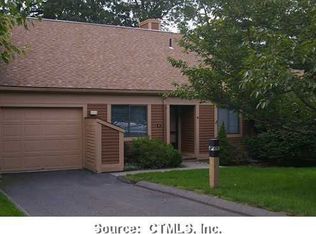 6 Catalpa Ct, Avon, CT 06001