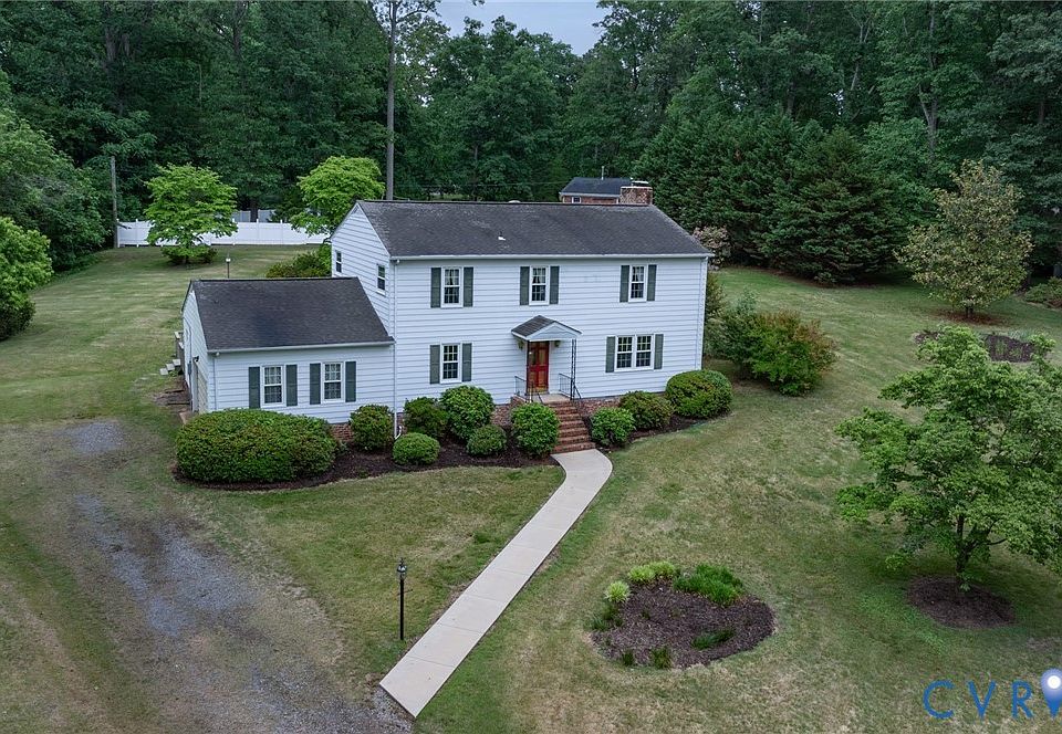 1st image of 5510 Rainier Dr