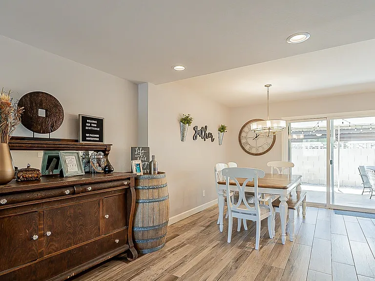 7639 E Montecito Ave — Photo 8