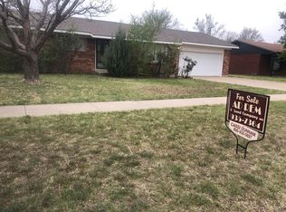 712 Mills Ave, Dumas, TX 79029