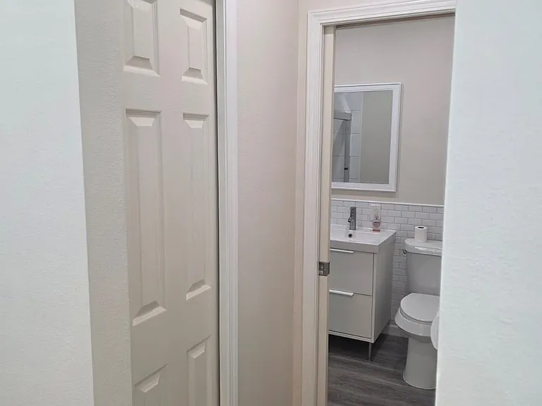 100 E Plymouth St #100 — Photo 9