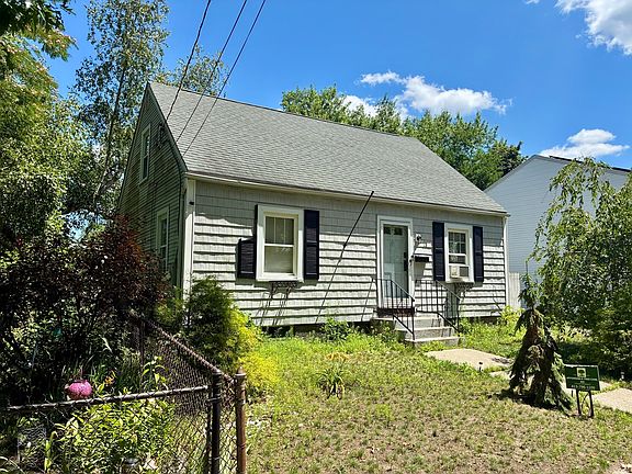 2nd image of 73 Prentice St