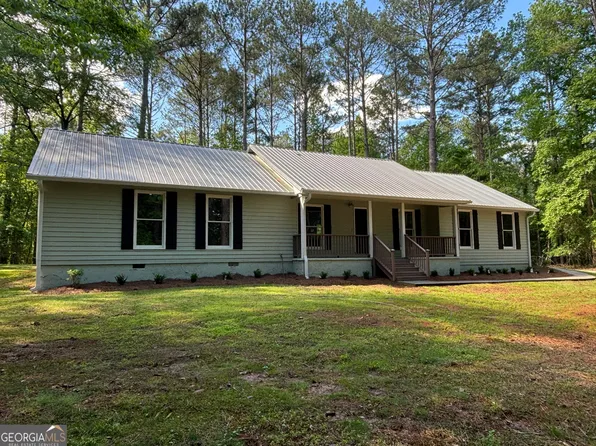 325 Lake Coweta Trl, Newnan, GA 30263