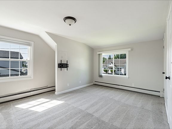 2nd image of 57 Hawro Pl Unit 2