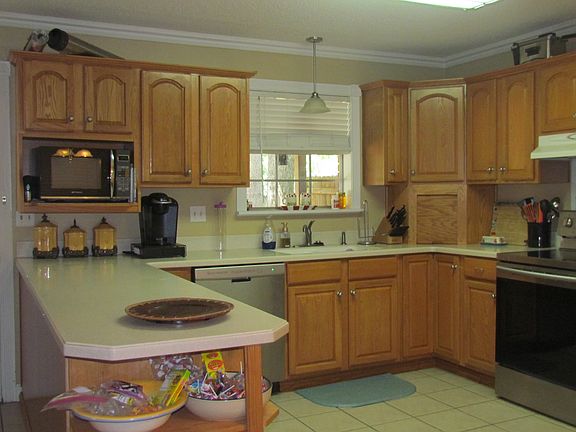2nd image of 110 Woodshire Dr