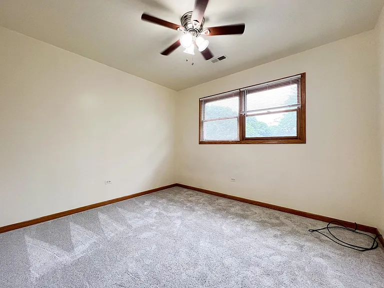 6427 W Dakin St #3 — Photo 11