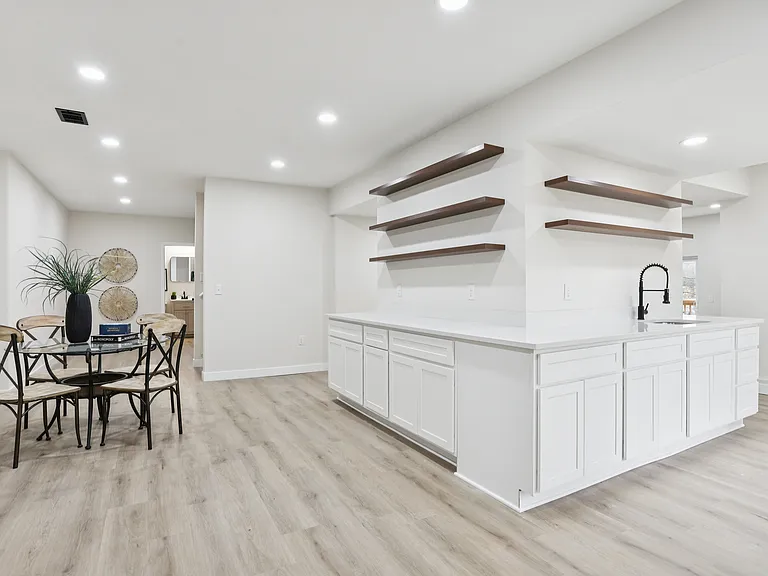 1357 S Lake Sherwood Dr — Photo 30